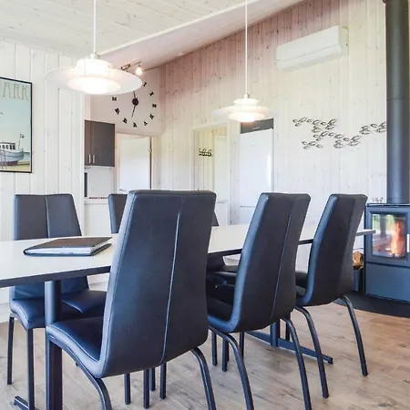 בית נופש Three-bedroom Holiday In Haderslev