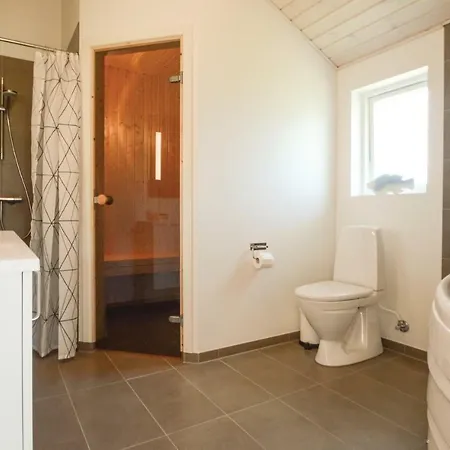 Three-bedroom Holiday In Haderslev בית נופש Aro